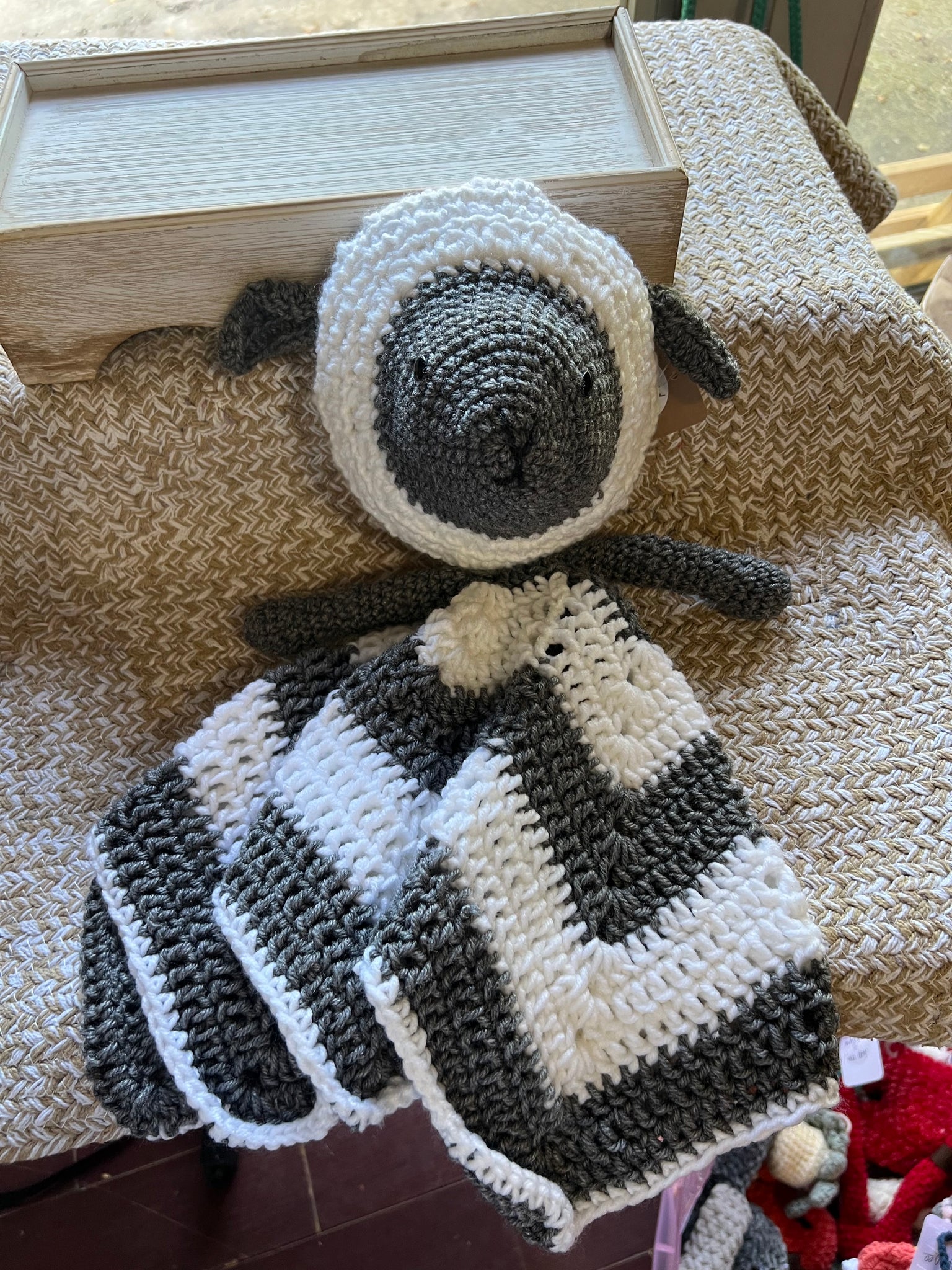 Lamb Lovey - Acrylic & cotton blend yarn used